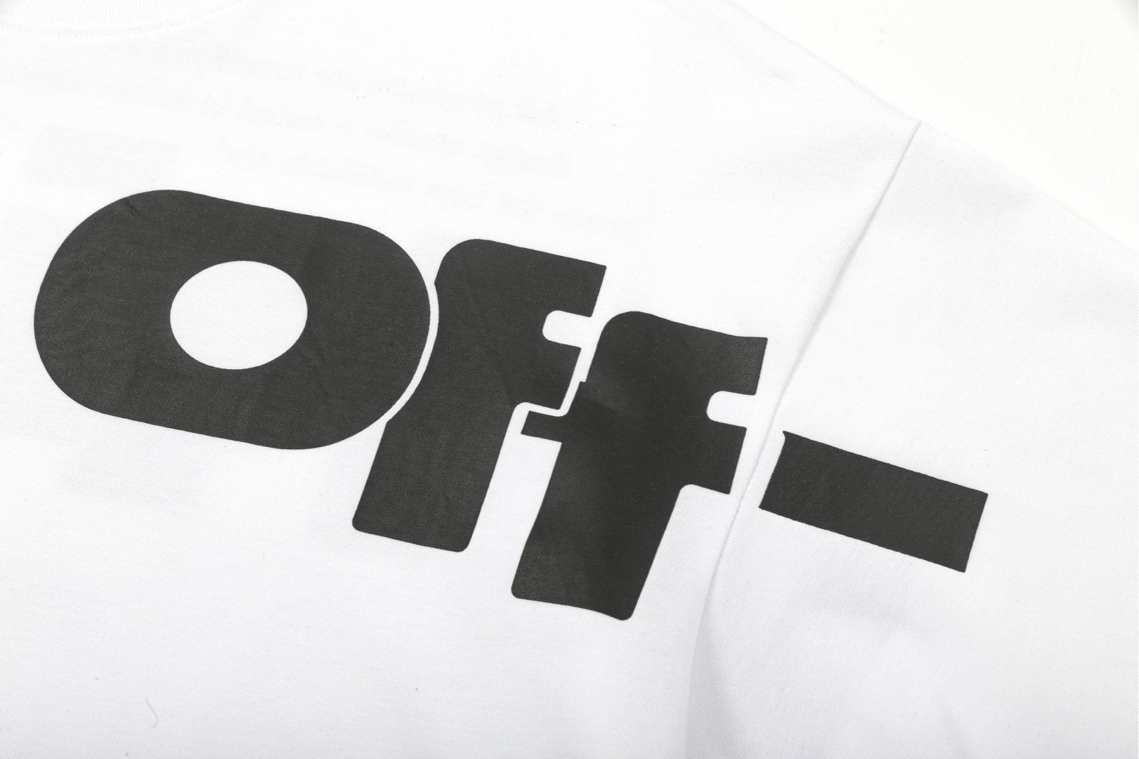 Men’s T-Shirt R90830-H24