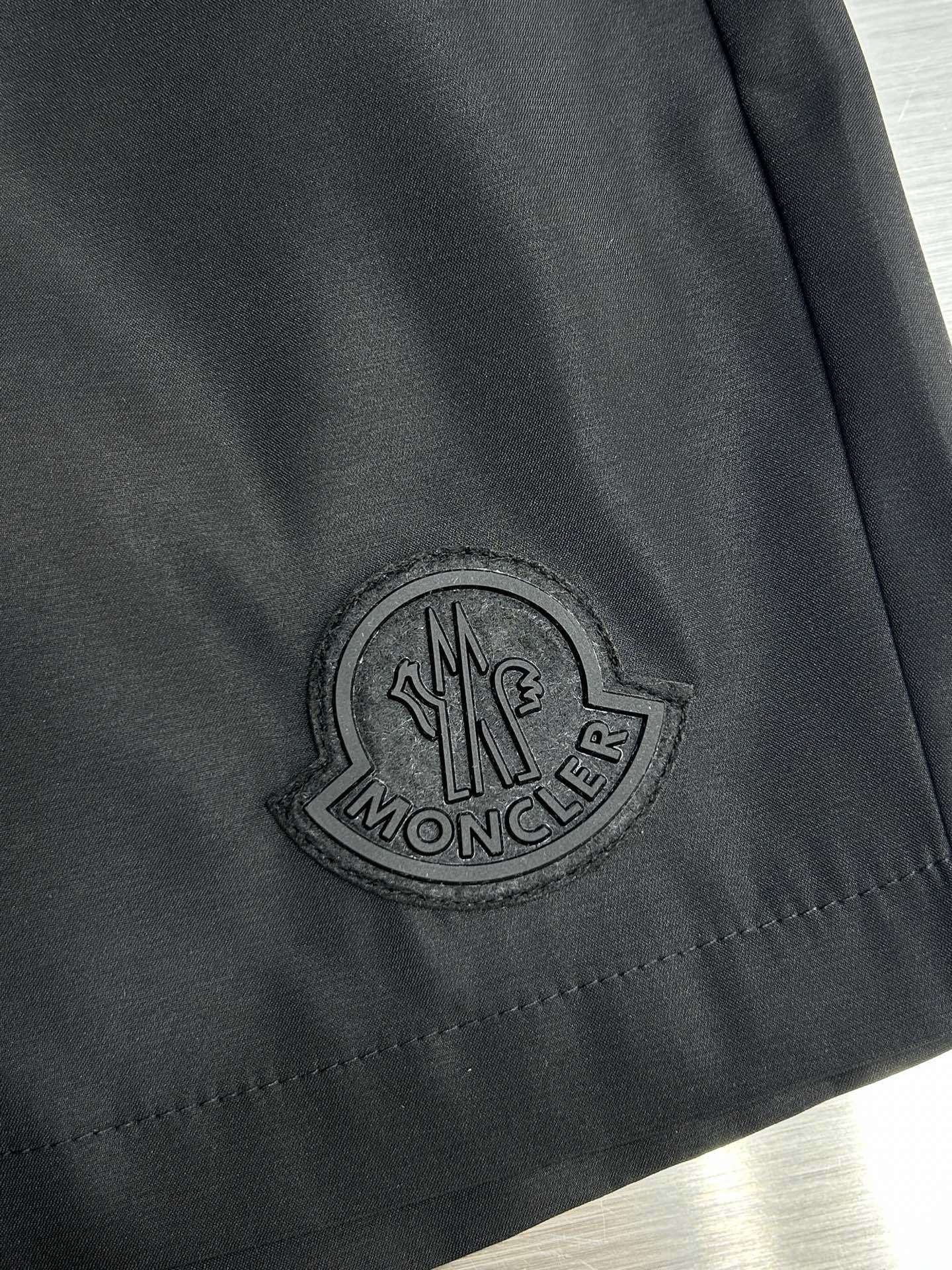 Men’s Shorts R104486-H25